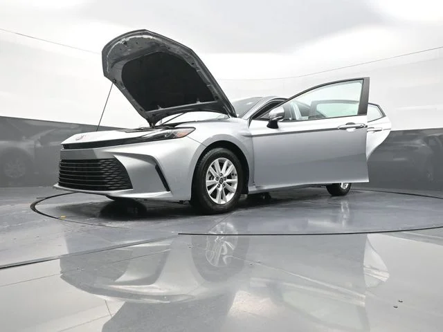 Used 2025 Silver Toyota LE image 40