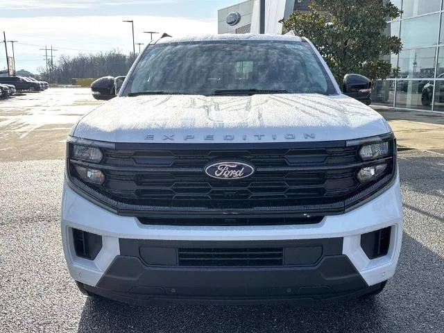 New 2026 Star White Metallic Tri-Coat Ford Active image 14