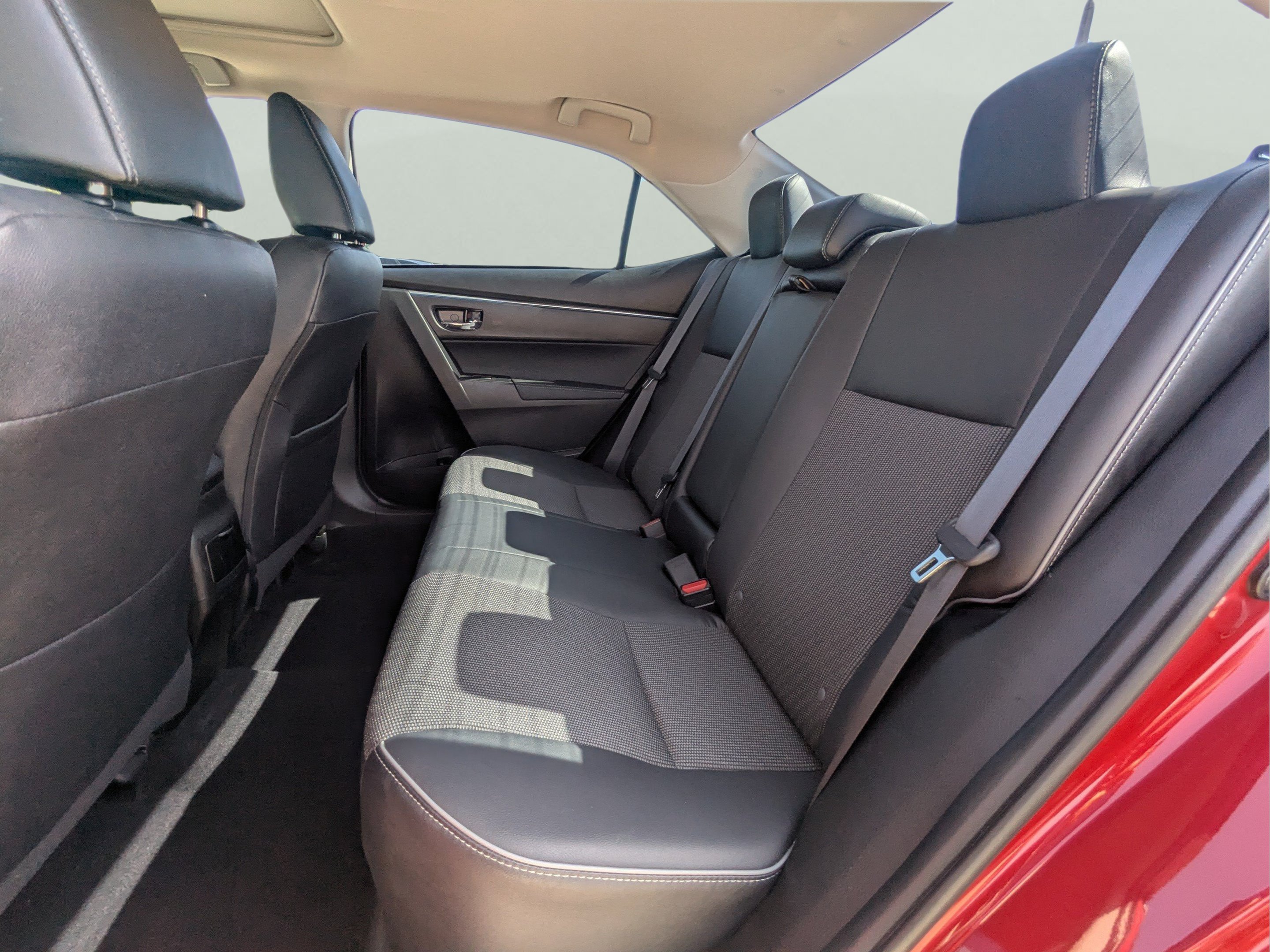 2016 Toyota Corolla S Plus - Photo 10