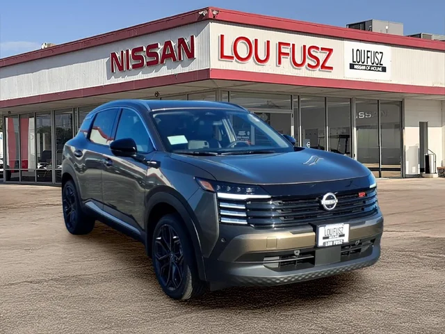 2027 Nissan Kicks SR