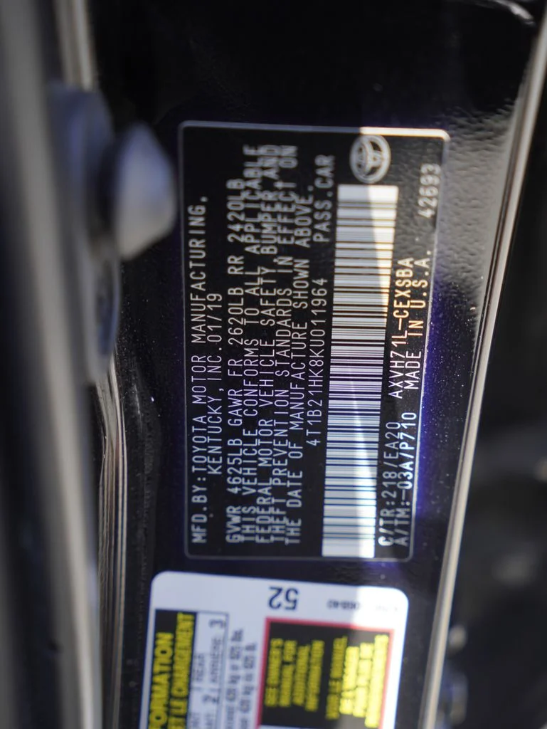 Used 2019 Black Toyota SE image 6