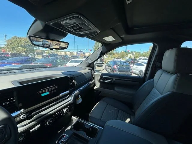 2025 Chevrolet Silverado 1500 ZR2 - Photo 19