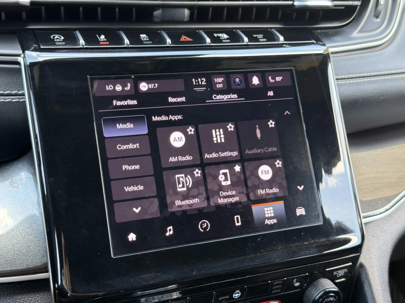 Used 2022 Diamond Black Crystal Pearlcoat Jeep Altitude image 17