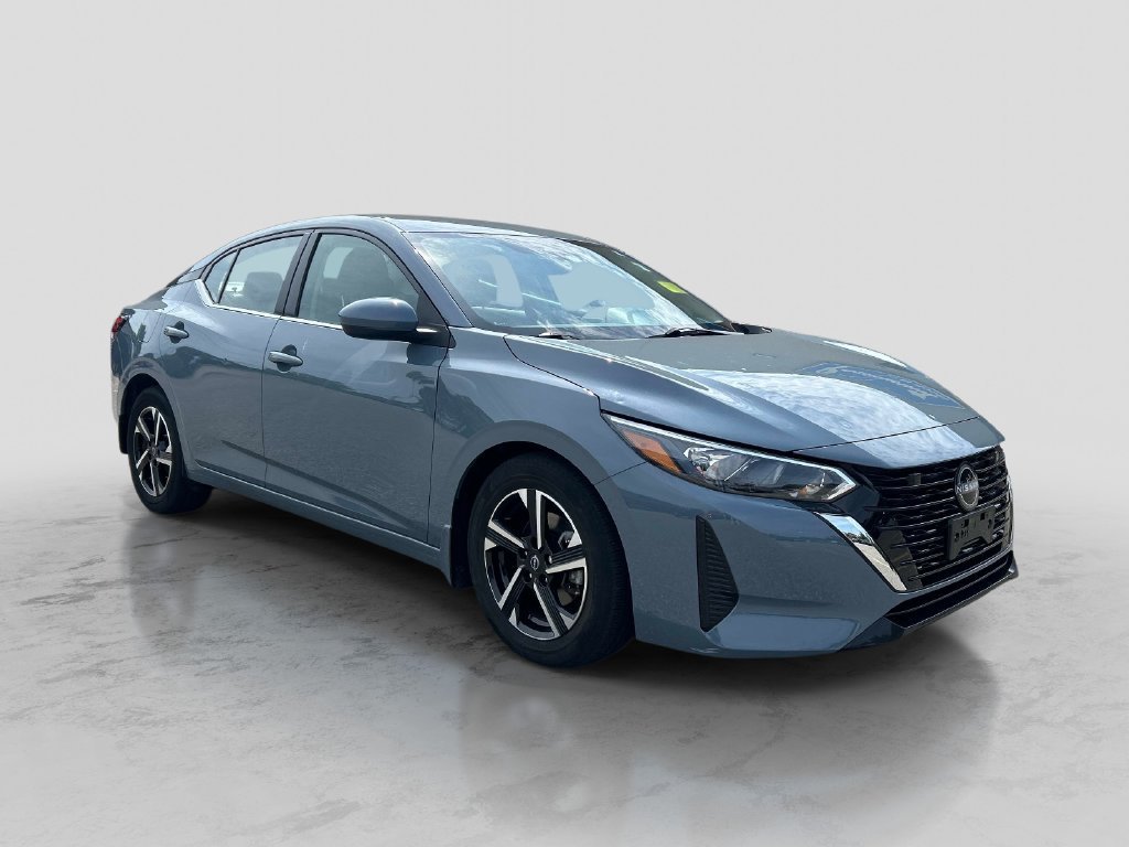 Used 2024 Gray Nissan SV image 7
