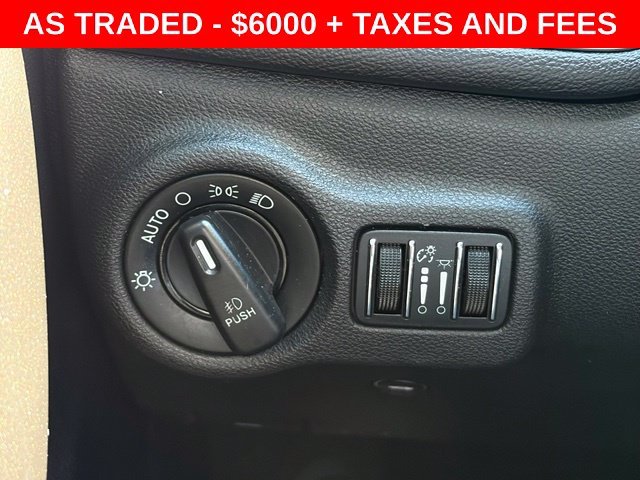 Used 2015 Gray Dodge Limited image 15