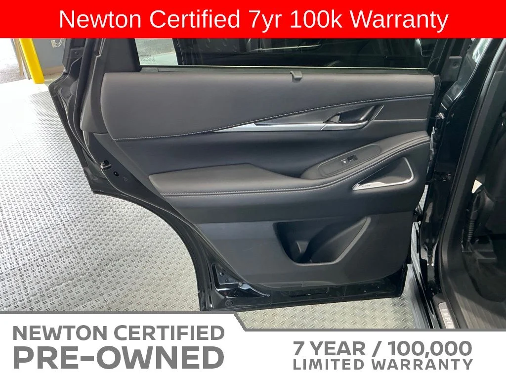 Certified Used 2025 Mineral Black INFINITI LUXE image 49