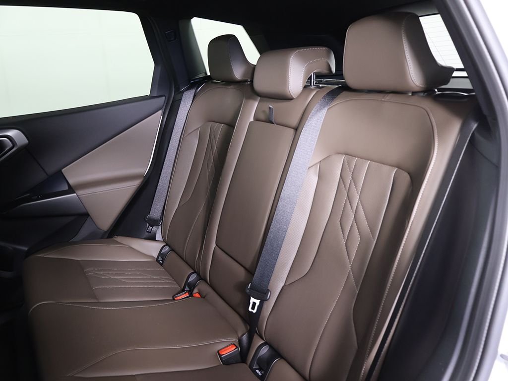 2026 BMW X3 M50 - Photo 32