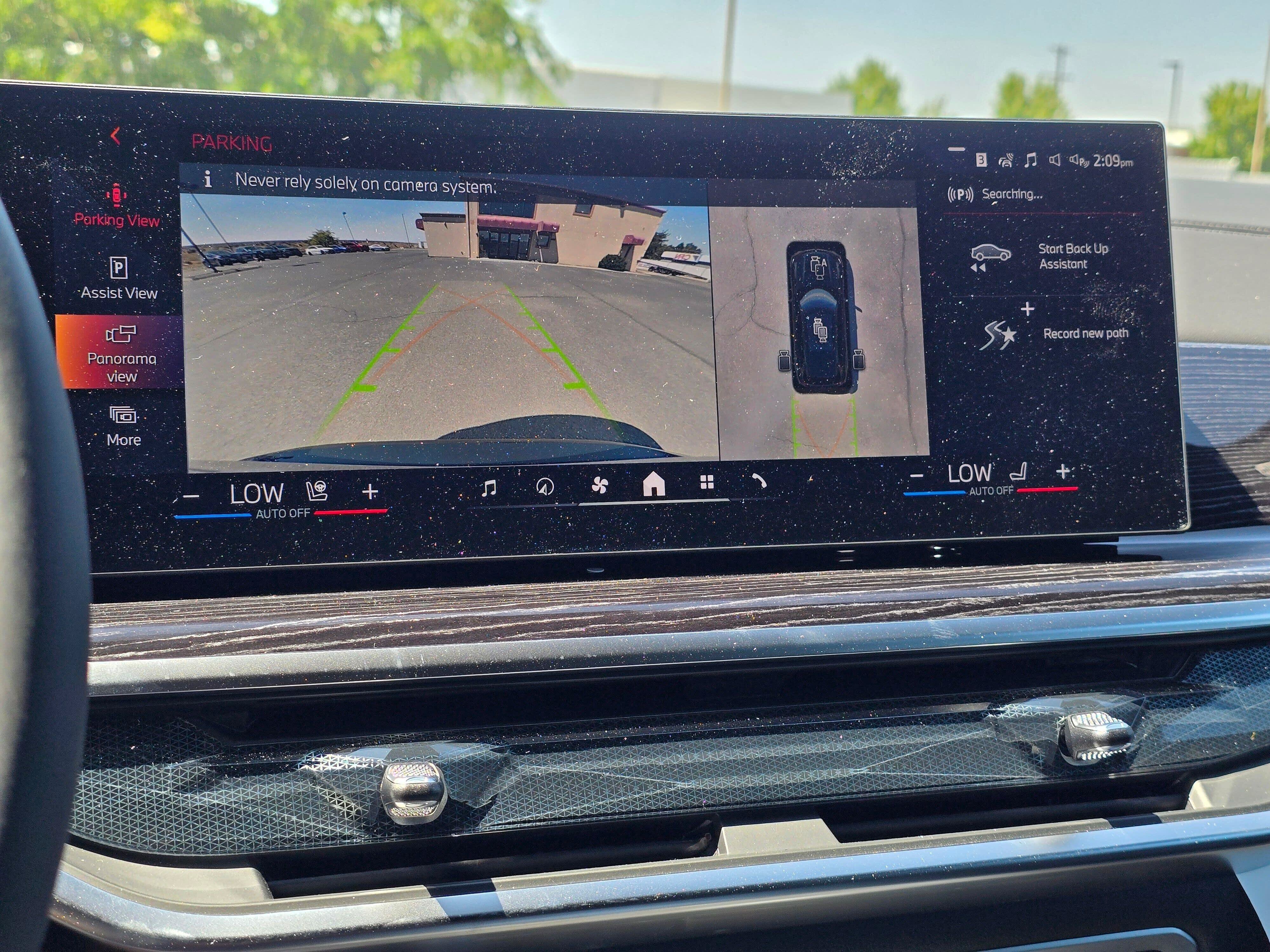 New 2026 Black Sapphire Metallic BMW xDrive40i image 19