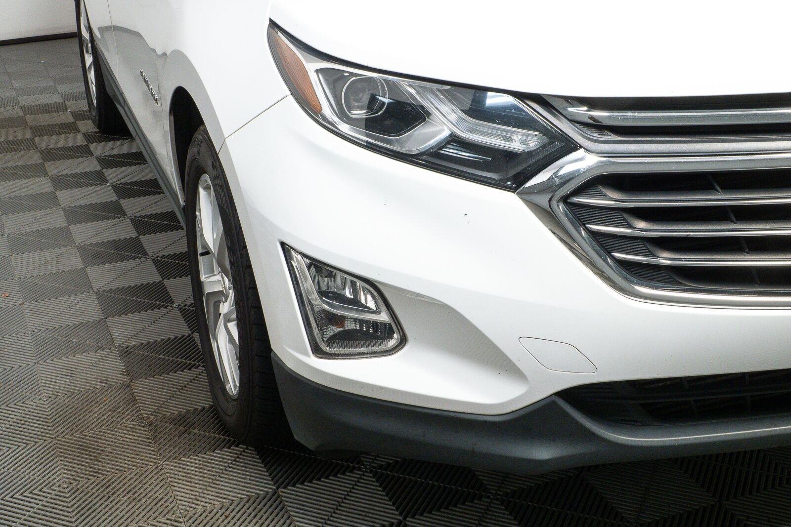 Used 2018 Summit White Chevrolet Premier image 36