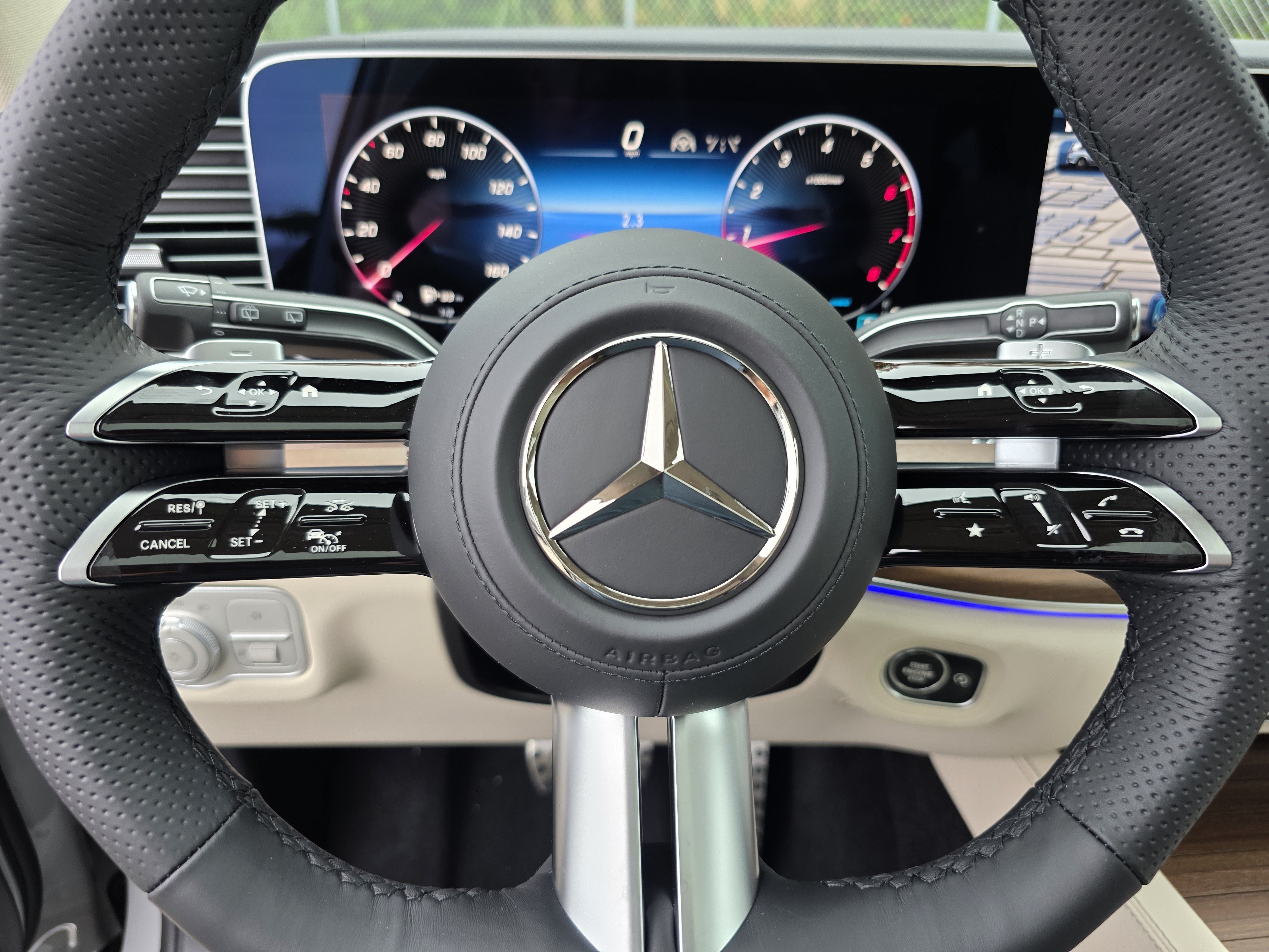 New 2026 MANUFAKTUR Alpine Grey Mercedes-Benz GLS 450 image 45