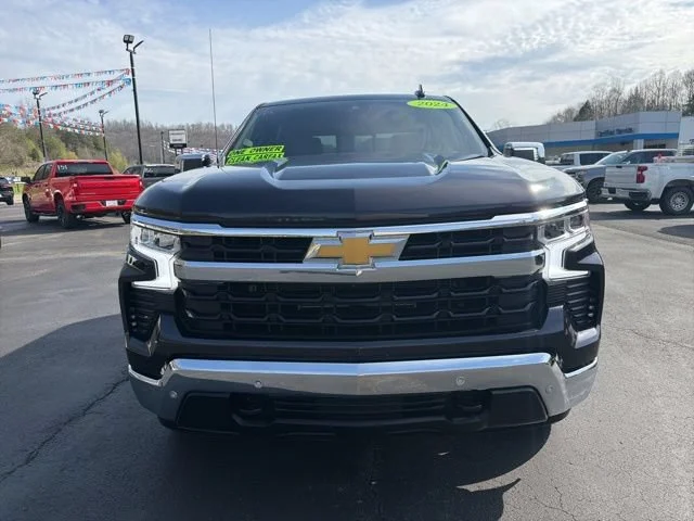 Used 2024 Dark Ash Metallic Chevrolet LT image 7