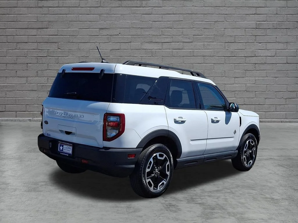 Used 2023 White Ford Outer Banks image 12