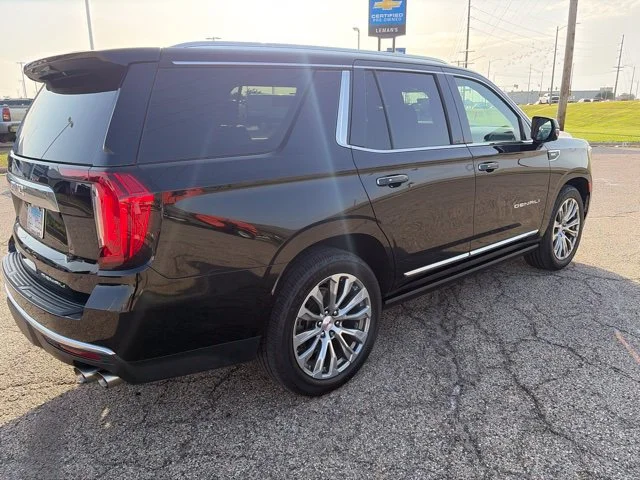 Used 2021 Black GMC Denali image 2