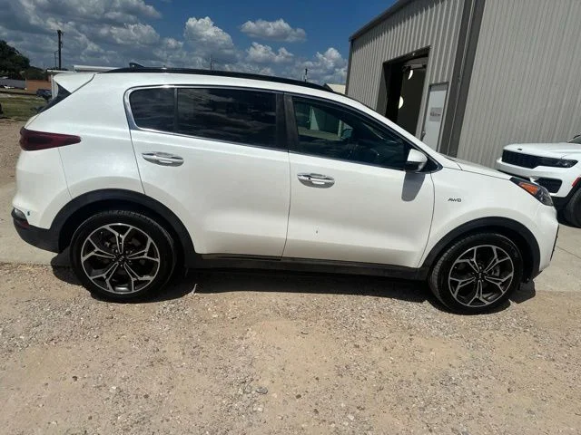 Used 2021 White Kia SX image 15