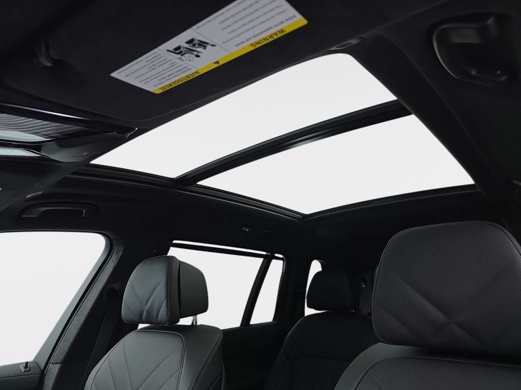 New 2027 Brooklyn Grey Metallic BMW xDrive40i image 30