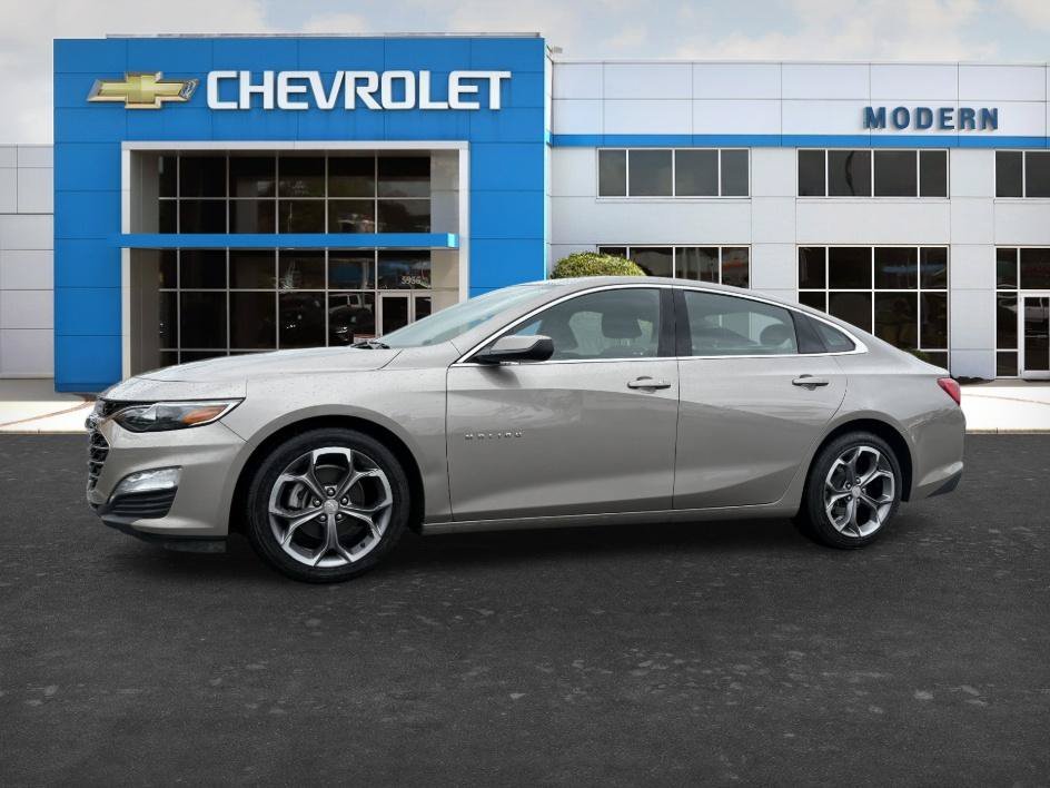 Used 2024 Mineral Gray Metallic Chevrolet LT image 1