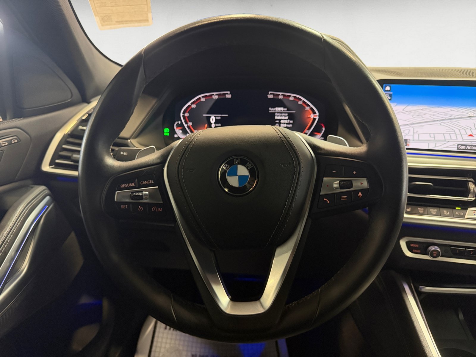 Used 2021 Jet Black BMW sDrive40i image 11