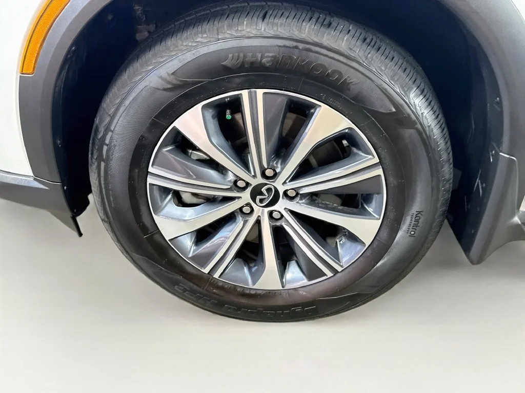 Certified Used 2027 White INFINITI PURE image 45