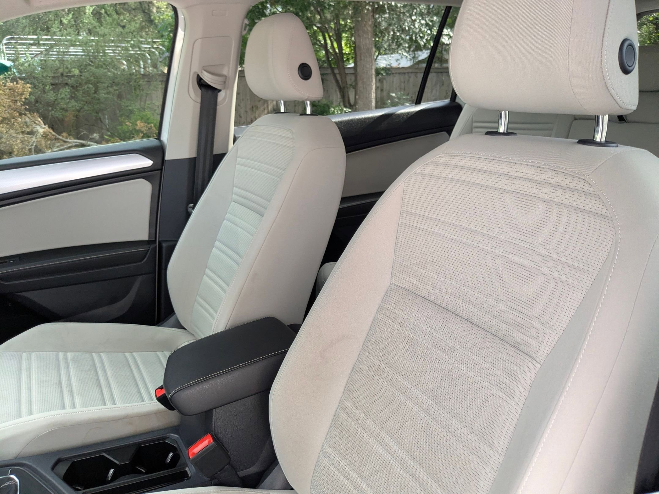 Certified Used 2022 White Volkswagen S image 12