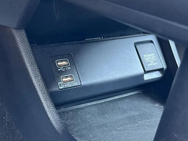 Used 2022  Honda EX image 23