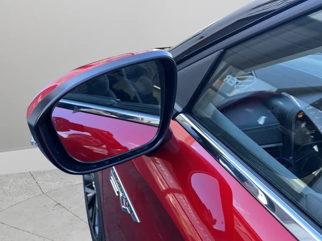 Used 2025 Red Mitsubishi SE image 17