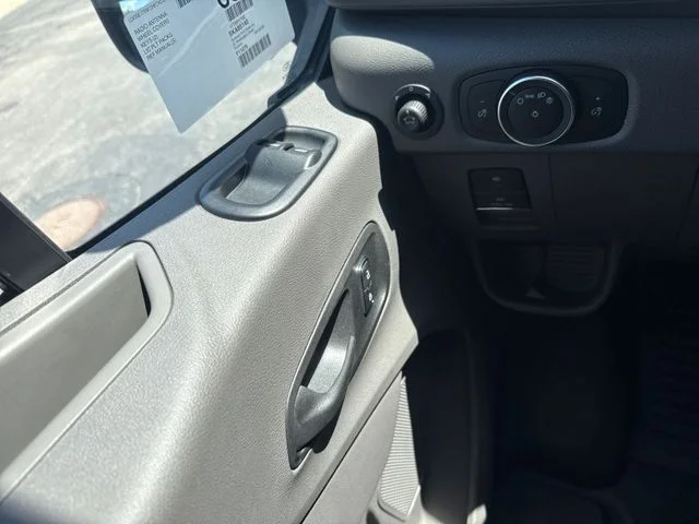 2025 Ford Transit Van Base - Photo 33
