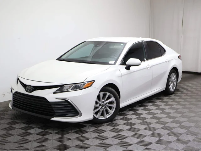2022 Toyota Camry LE