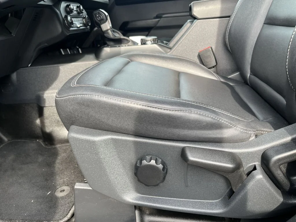 Used 2025 Black Ford Badlands image 18