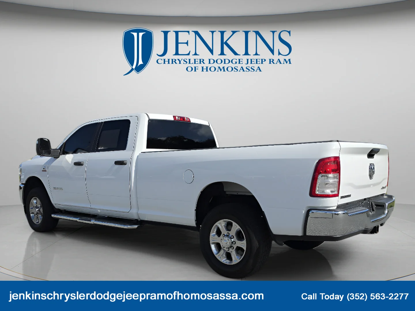 Used 2024 Bright White Clearcoat Ram Big Horn image 7