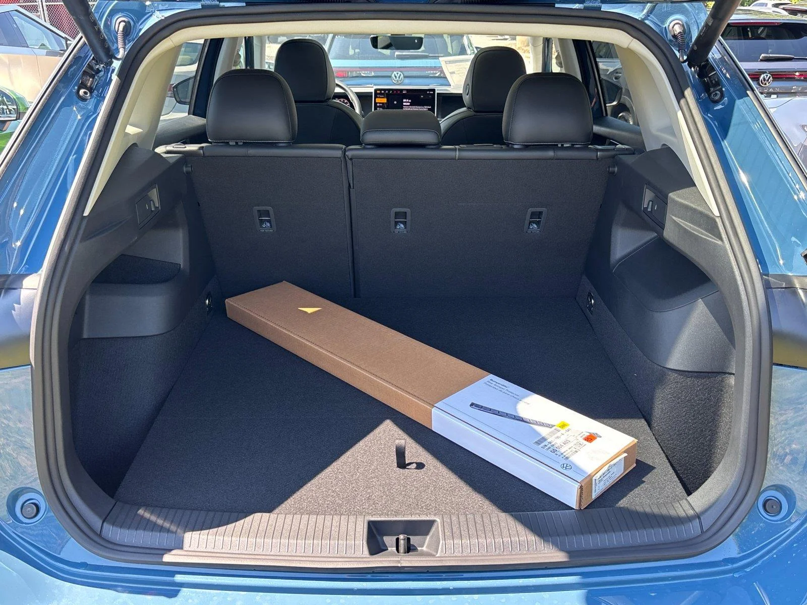 New 2026  Volkswagen SE image 35
