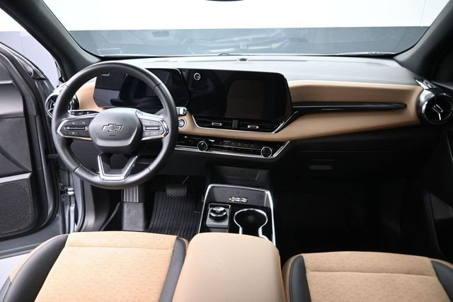 Used 2026 Gray Chevrolet ACTIV image 28