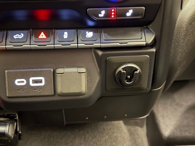 Used 2021 Steel Metallic Chevrolet LT image 37