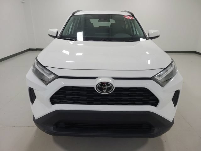 Used 2024 Ice Cap Toyota XLE image 30
