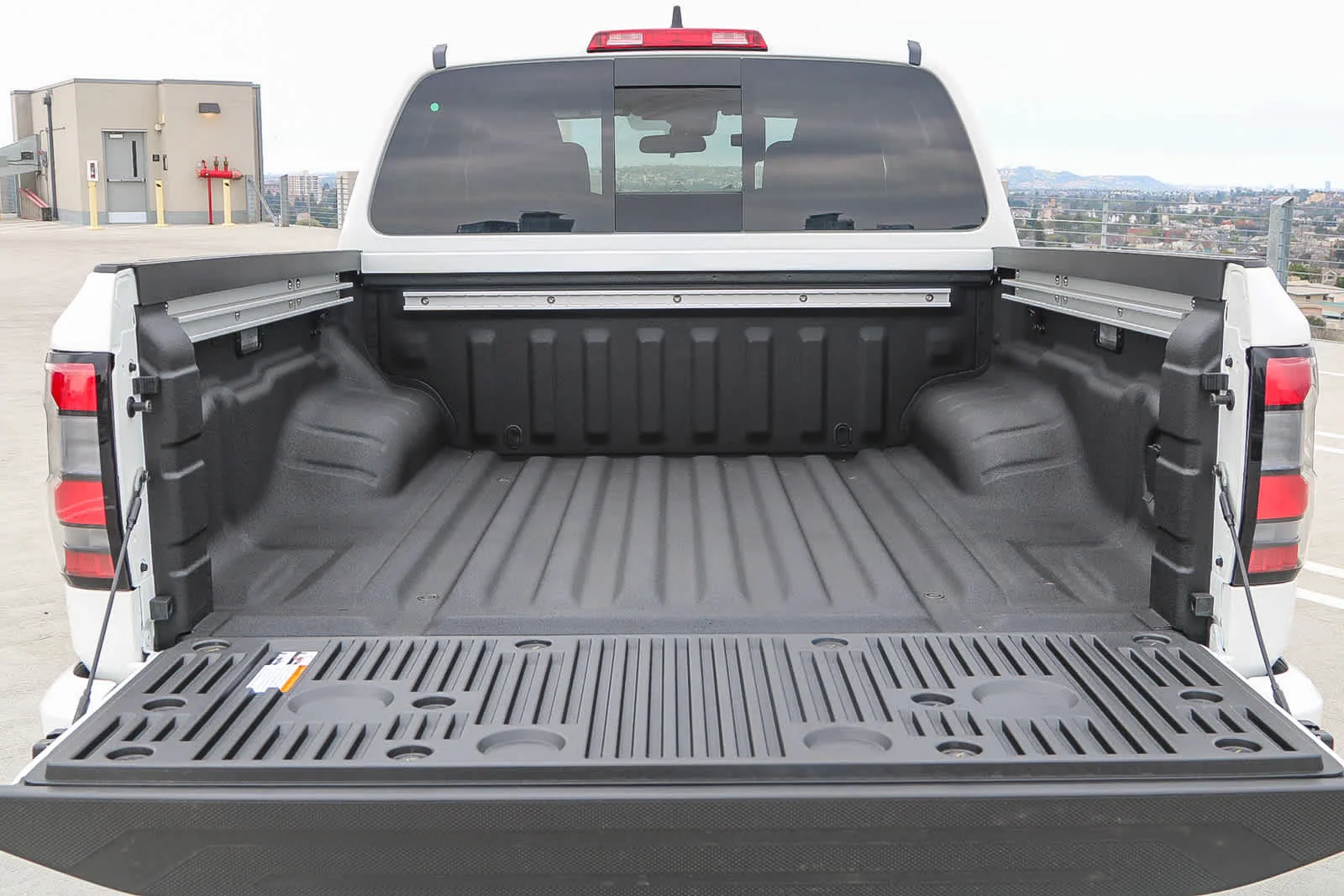 New 2025 Glacier White Nissan Crew Cab SV image 12