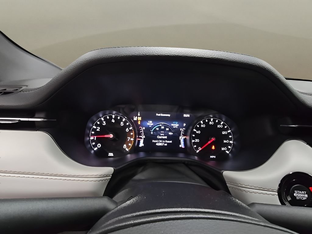 Used 2025 Red Jeep Limited image 27