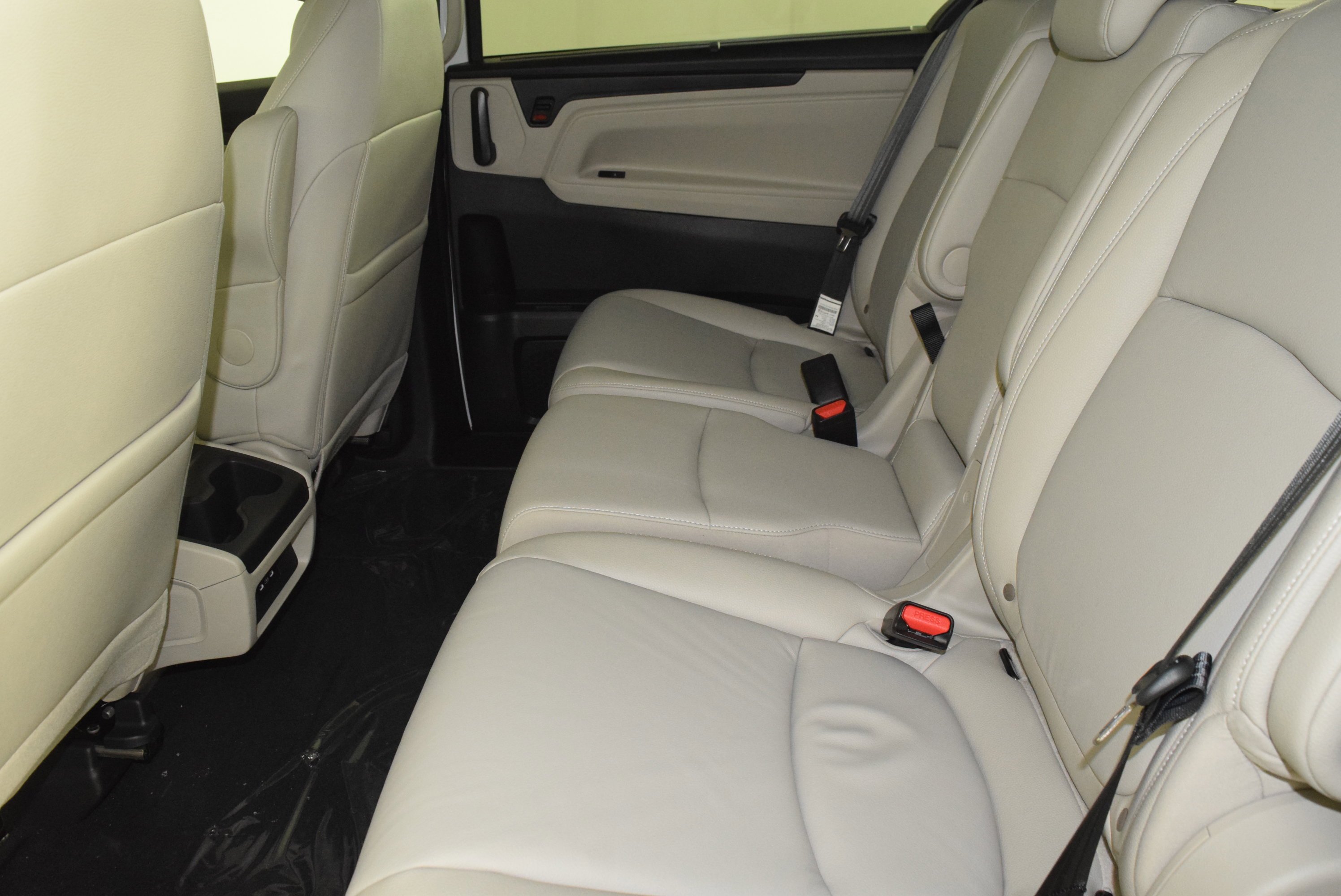 New 2026 Platinum White Pearl Honda EX-L image 15