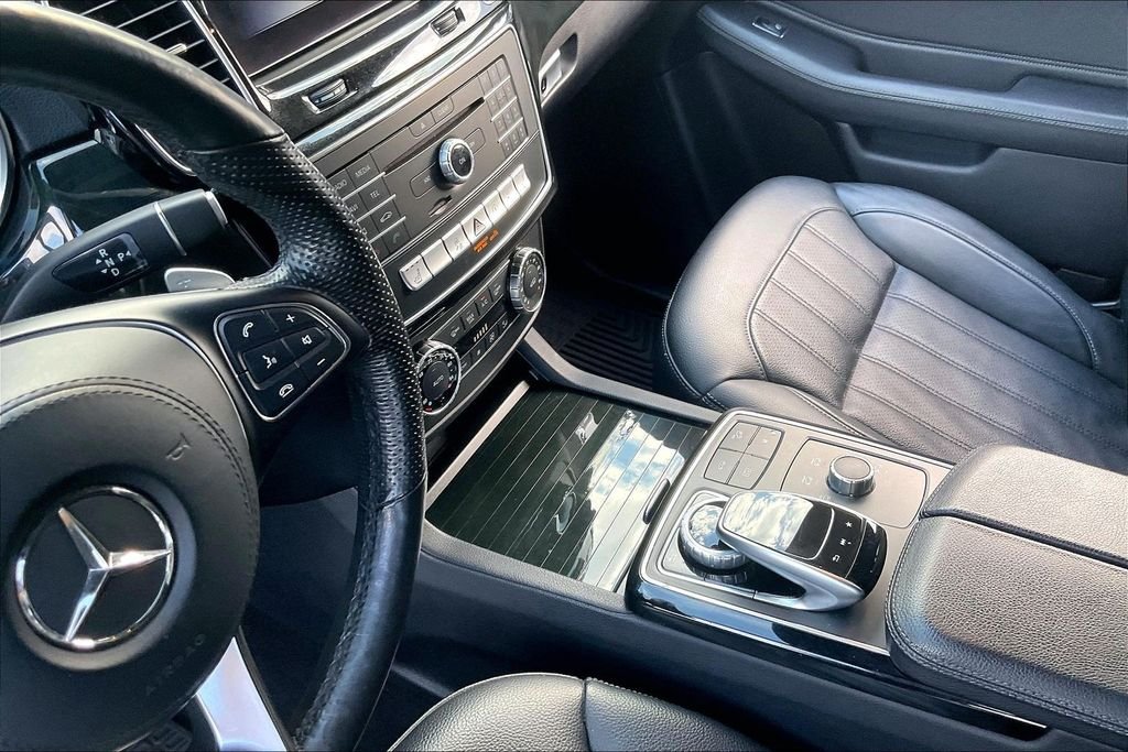 Used 2018 White Mercedes-Benz GLS 450 image 12