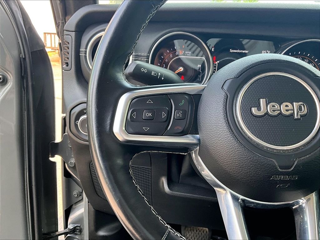 Used 2021 Sting-Gray Clearcoat Jeep Unlimited Sahara image 21