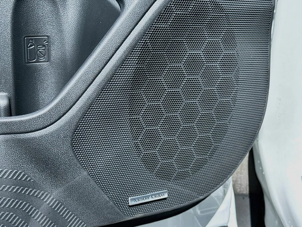 New 2026 White Subaru Sport Hybrid image 23