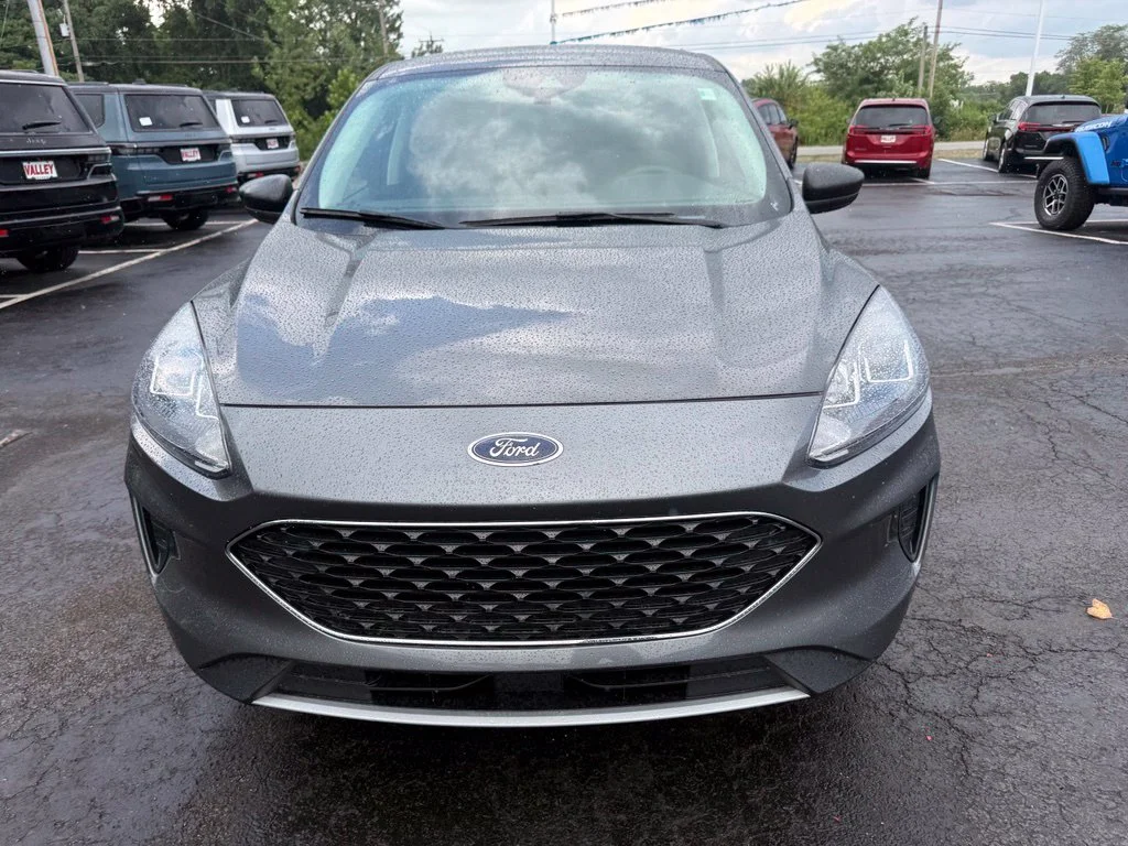 Certified Used 2022 Gray Ford SE image 10