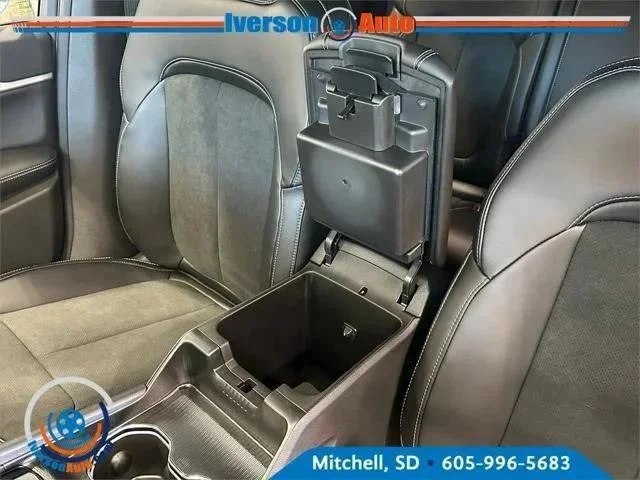 New 2026 Bright White Clearcoat Jeep Laredo image 24