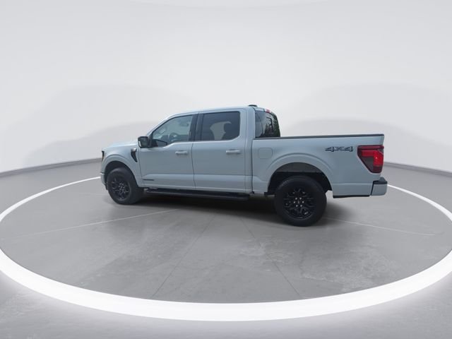 Used 2024 White Ford XLT image 6
