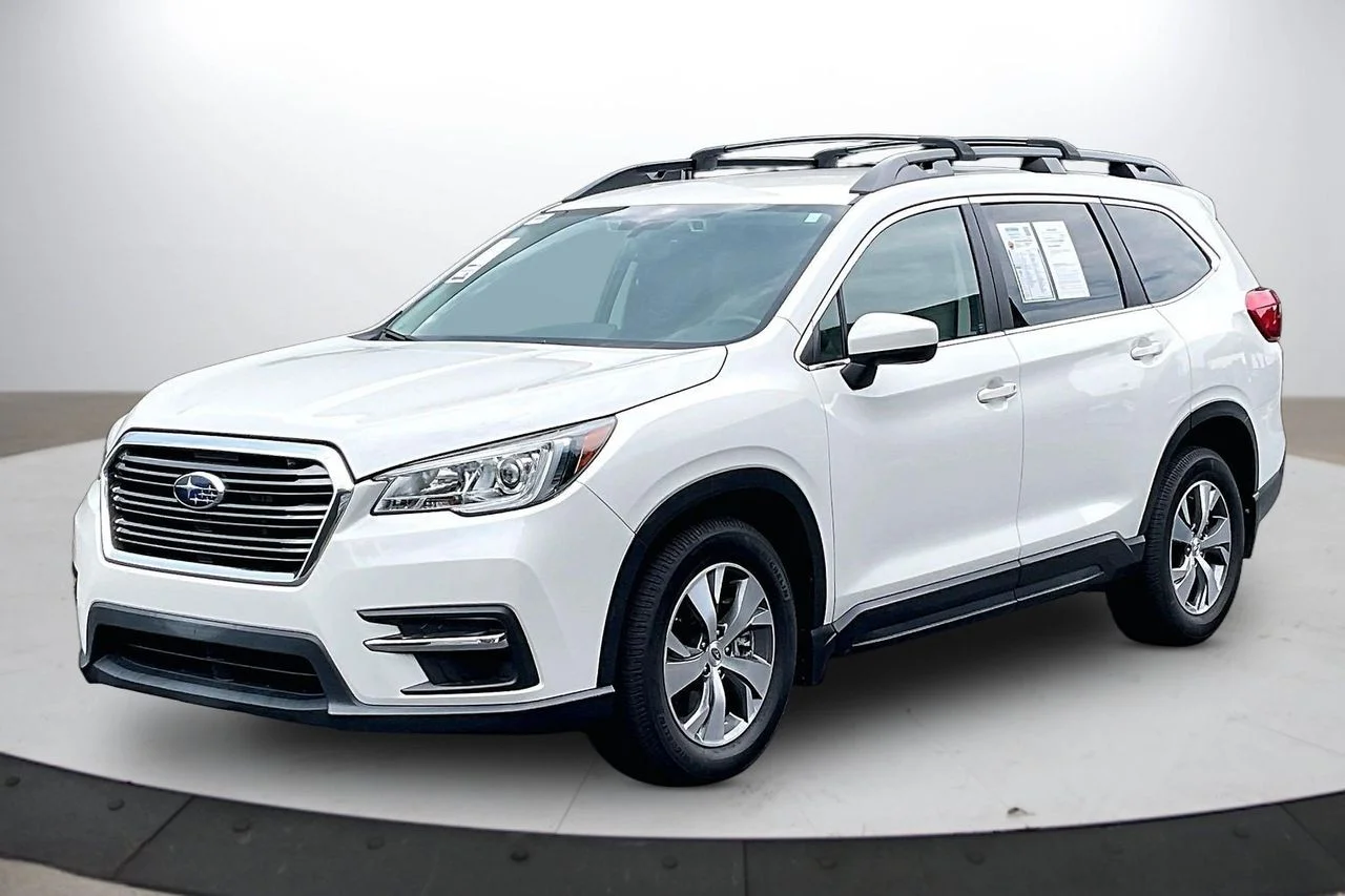 Certified Used 2020 White Subaru Premium image 4