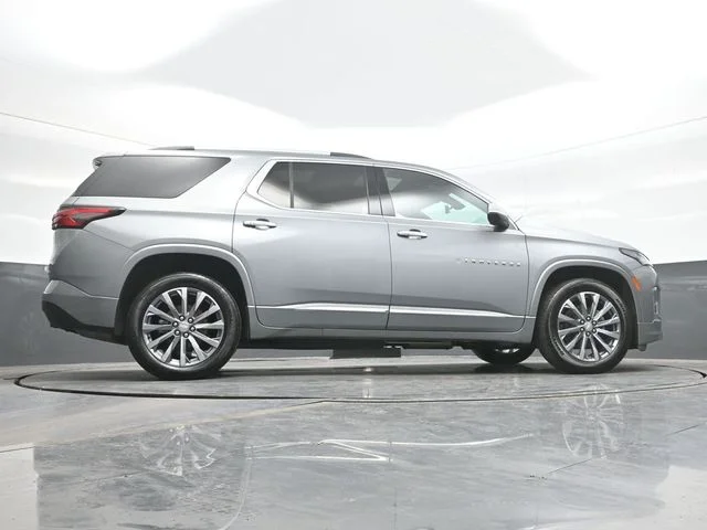 Used 2023 Gray Chevrolet Premier image 25