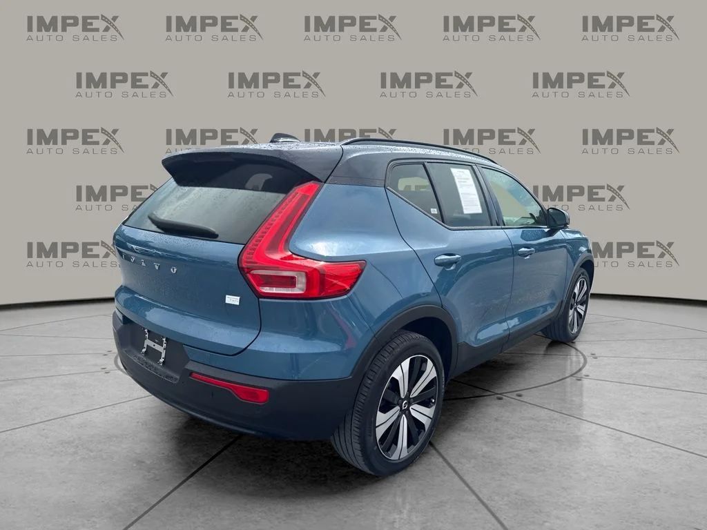 Used 2023 Blue Volvo Twin Plus image 3