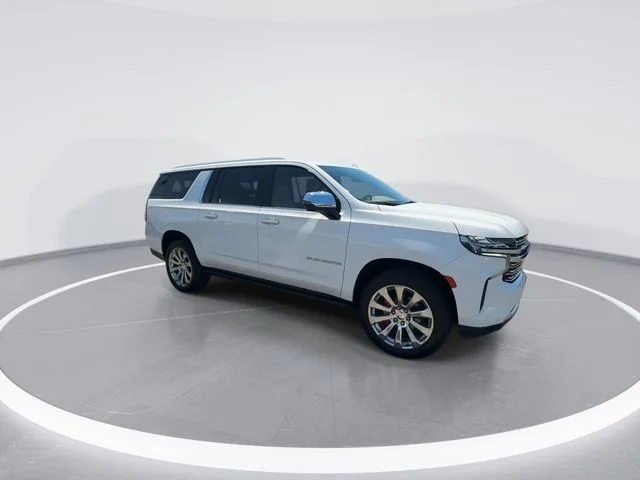 Used 2022 White Chevrolet Premier image 2