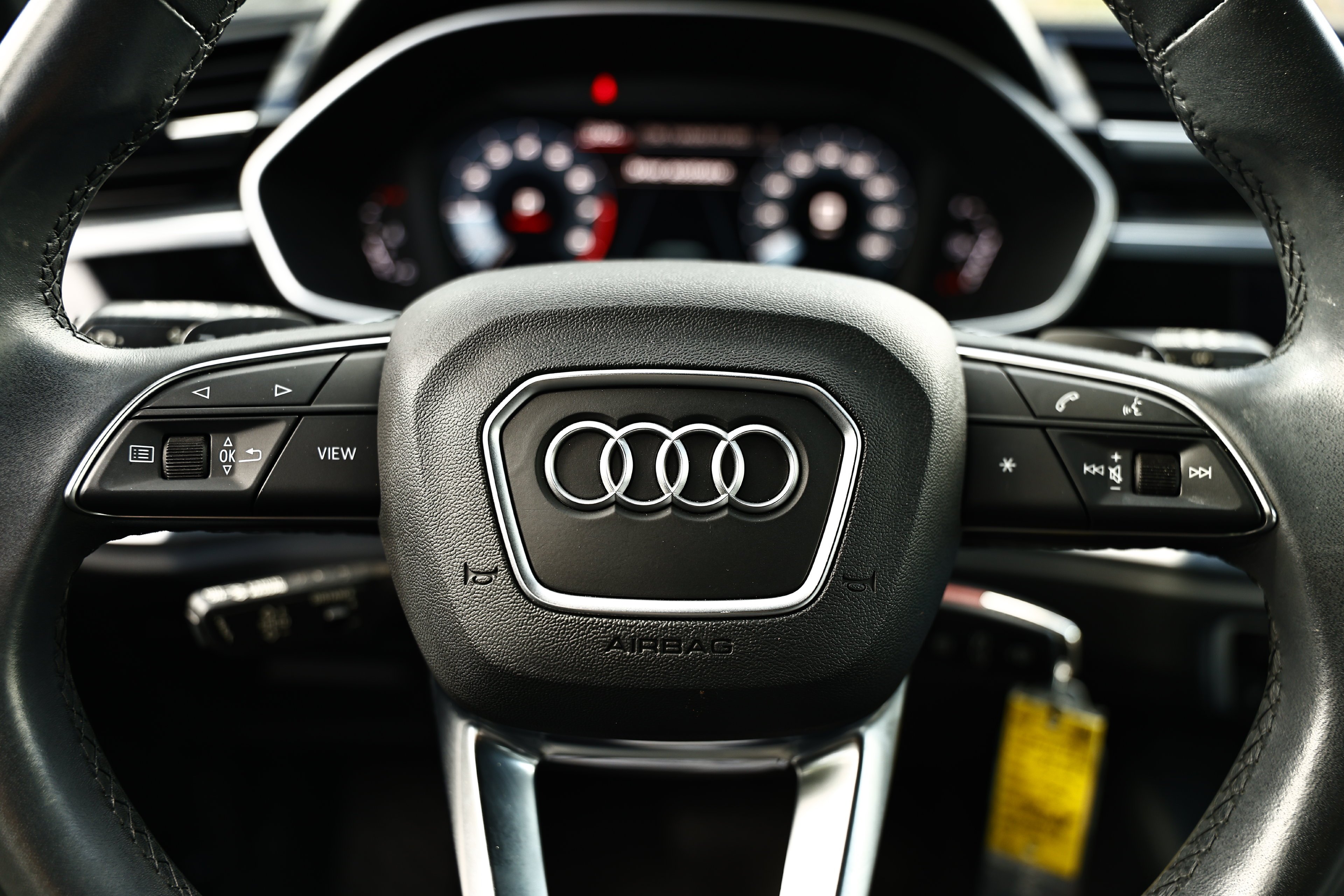 Used 2022 Glacier White Audi Premium Plus image 31