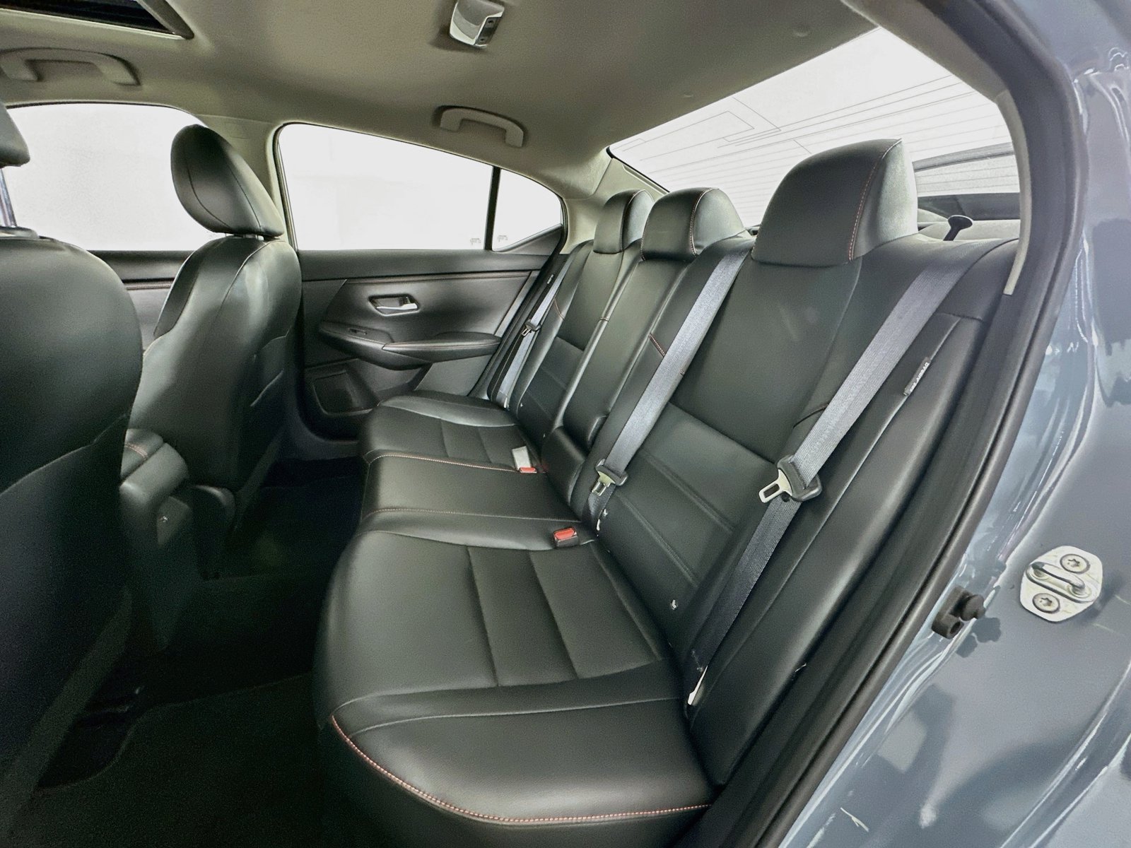 Used 2025 Atlantic Gray Metallic Nissan SR image 25