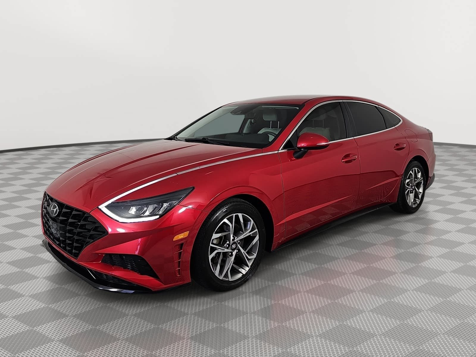 Used 2021 Red Hyundai SEL image 4