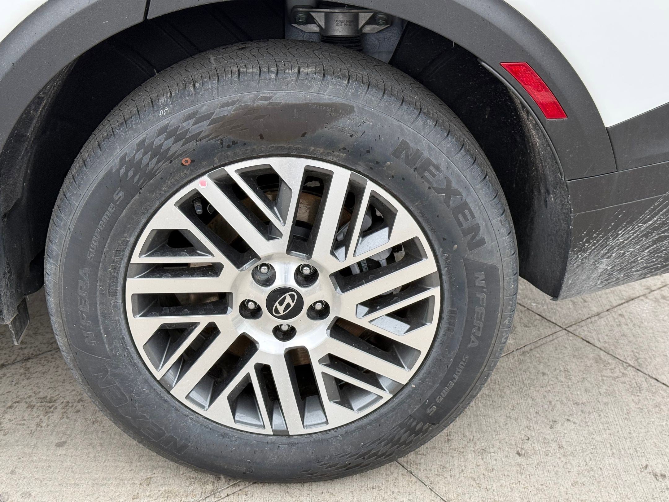 New 2026 Creamy White Pearl Hyundai SE image 15